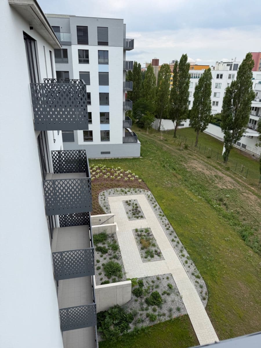Studio flat to rent, 32 m², Divíškové, Prague, Prague Studio flat to rent, 32 m², Divíškové, Prague, Prague