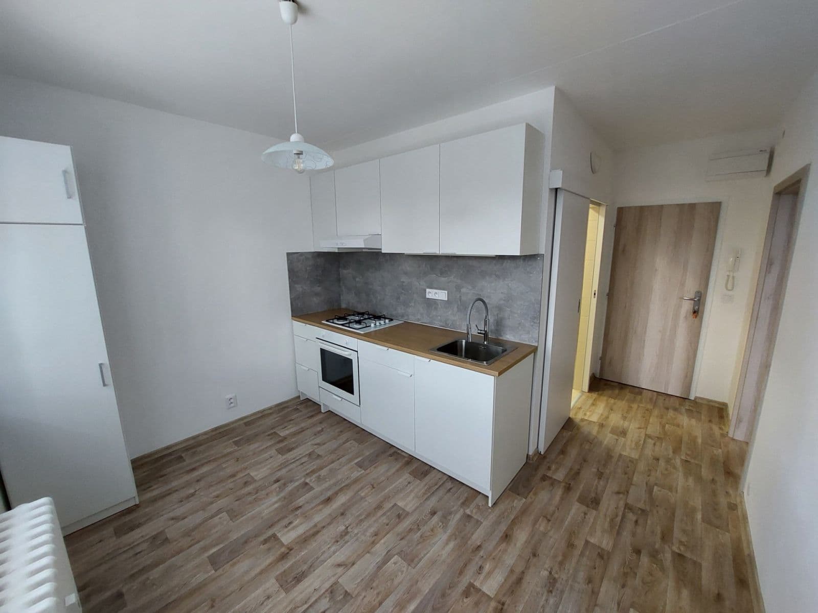 1 bedroom flat to rent, 35 m², Laštůvkova, Brno, Jihomoravský Region 1 bedroom flat to rent, 35 m², Laštůvkova, Brno, Jihomoravský Region