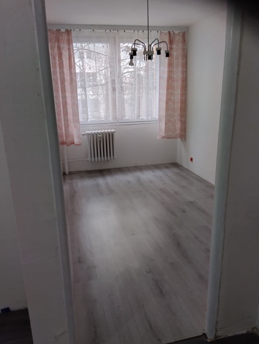 3 bedroom flat for sale, 67 m², Dr. E. Beneše, Neratovice, Středočeský Region 3 bedroom flat for sale, 67 m², Dr. E. Beneše, Neratovice, Středočeský Region