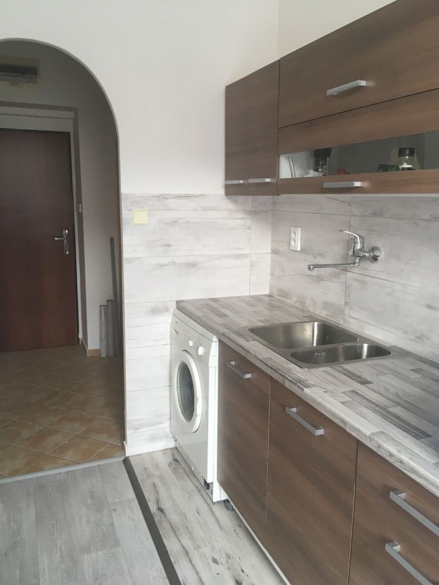 1 bedroom flat to rent, 35 m², Bulovka, Prague, Prague 1 bedroom flat to rent, 35 m², Bulovka, Prague, Prague