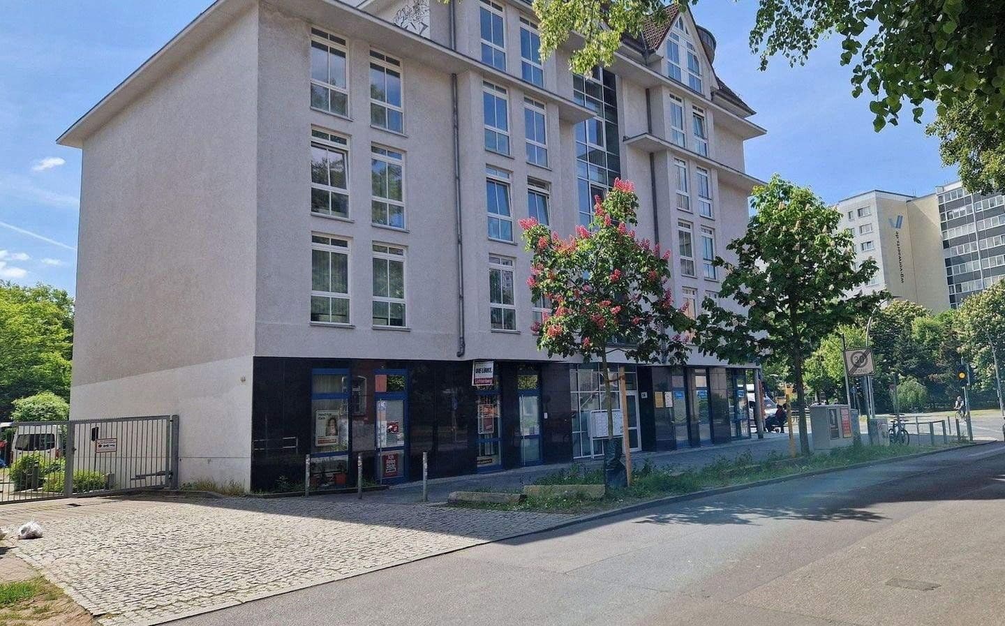 3 bedroom flat to rent, 140 m², Alfred-Kowalke-Strasse 14, Berlin, Berlin 3 bedroom flat to rent, 140 m², Alfred-Kowalke-Strasse 14, Berlin, Berlin