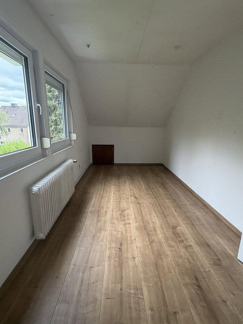 house for sale, 130 m², Brockenstraße 13, Solingen, North Rhine-Westphalia house for sale, 130 m², Brockenstraße 13, Solingen, North Rhine-Westphalia