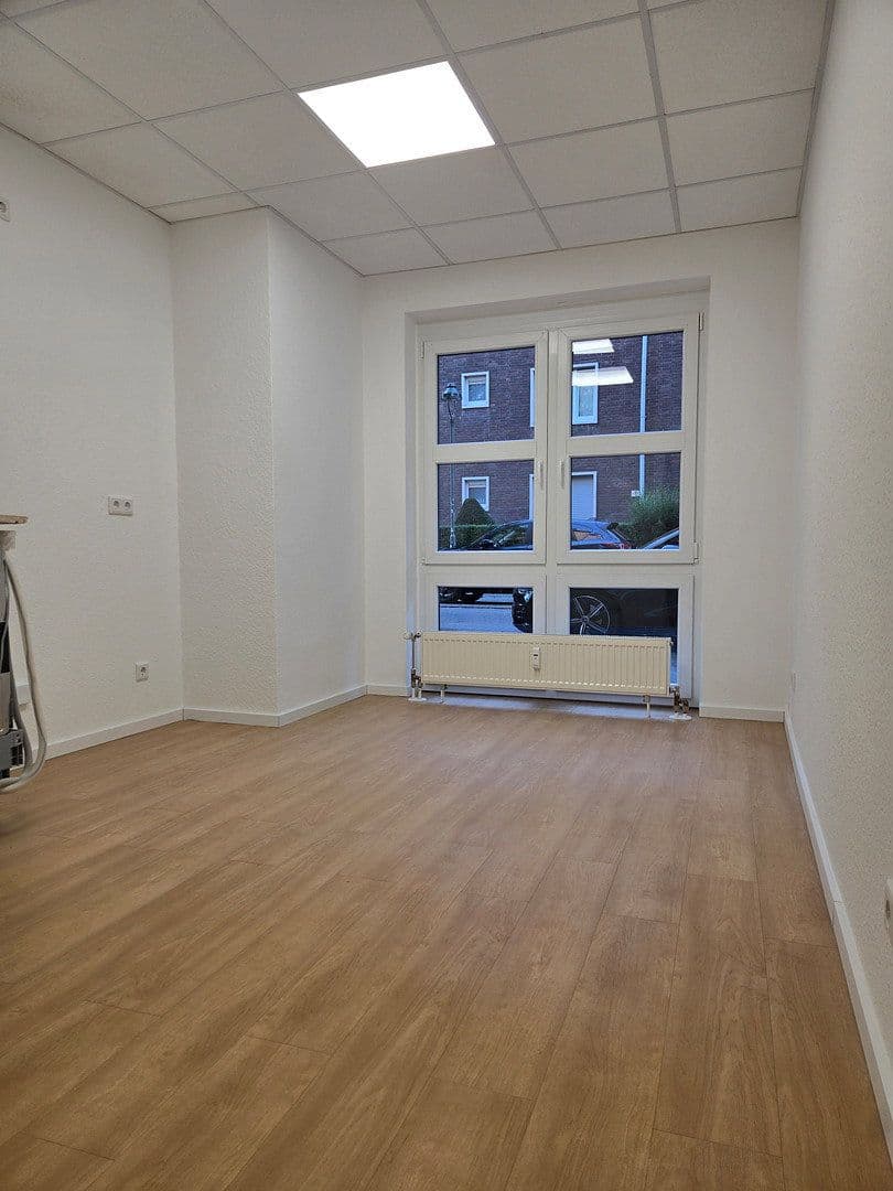 2 bedroom with open-plan kitchen flat to rent, 114 m², Höhenstraße 25, Düsseldorf, North Rhine-Westphalia 2 bedroom with open-plan kitchen flat to rent, 114 m², Höhenstraße 25, Düsseldorf, North Rhine-Westphalia