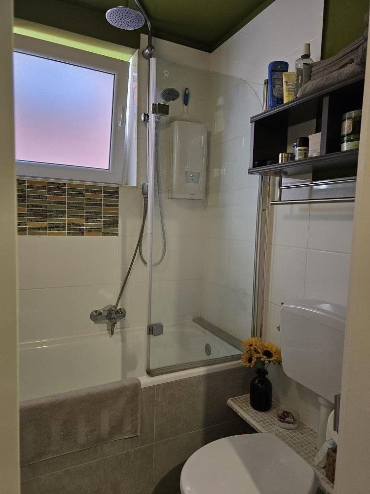 3 bedroom flat to rent, 89 m², Feldstrasse 13, Velbert, North Rhine-Westphalia 3 bedroom flat to rent, 89 m², Feldstrasse 13, Velbert, North Rhine-Westphalia