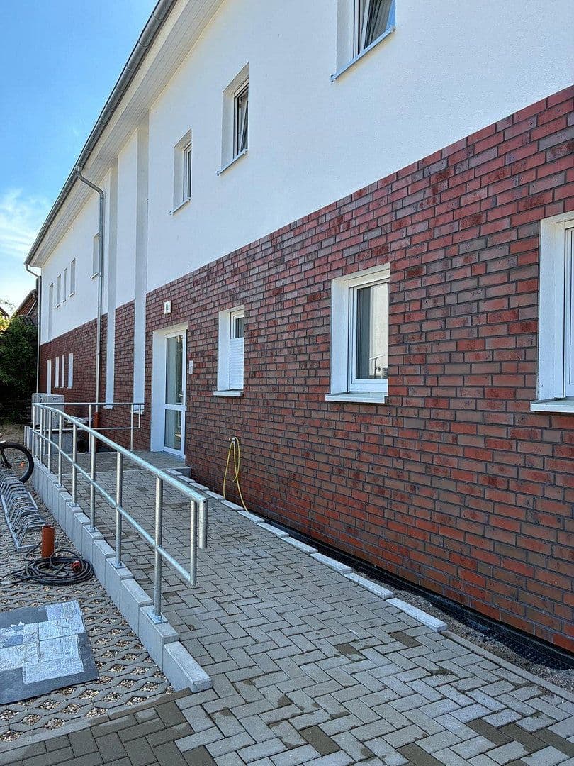 2 bedroom flat to rent, 70 m², Nauen, Brandenburg 2 bedroom flat to rent, 70 m², Nauen, Brandenburg