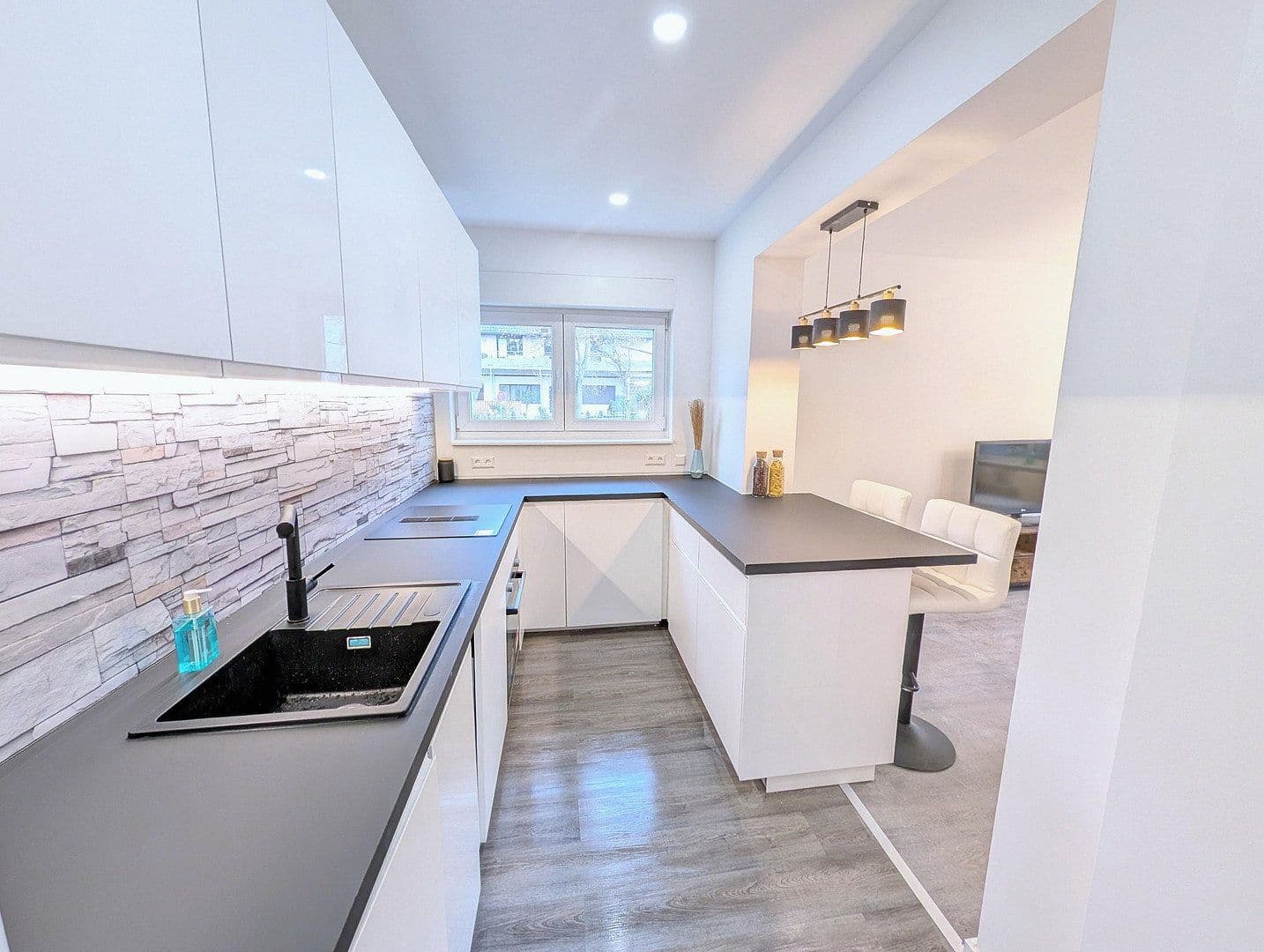 4 bedroom flat for sale, 92 m², Berlin, Berlin 4 bedroom flat for sale, 92 m², Berlin, Berlin