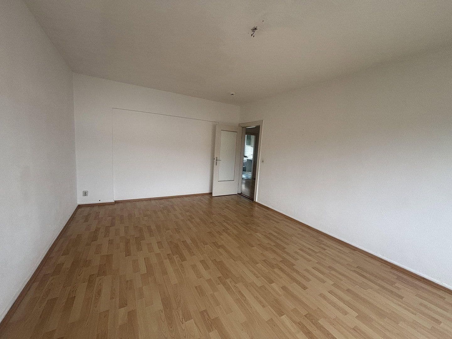 2 bedroom with open-plan kitchen flat to rent, 90 m², Westring 337, Kiel, Schleswig-Holstein 2 bedroom with open-plan kitchen flat to rent, 90 m², Westring 337, Kiel, Schleswig-Holstein