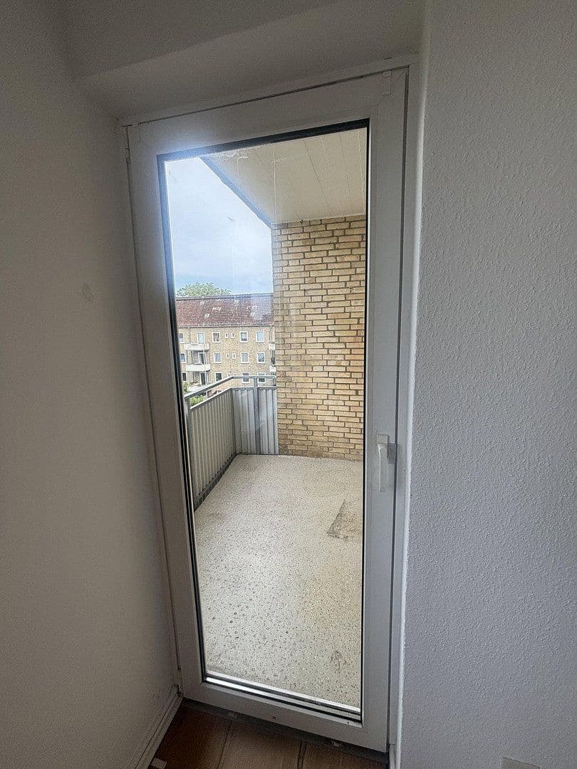 2 bedroom with open-plan kitchen flat to rent, 90 m², Westring 337, Kiel, Schleswig-Holstein 2 bedroom with open-plan kitchen flat to rent, 90 m², Westring 337, Kiel, Schleswig-Holstein