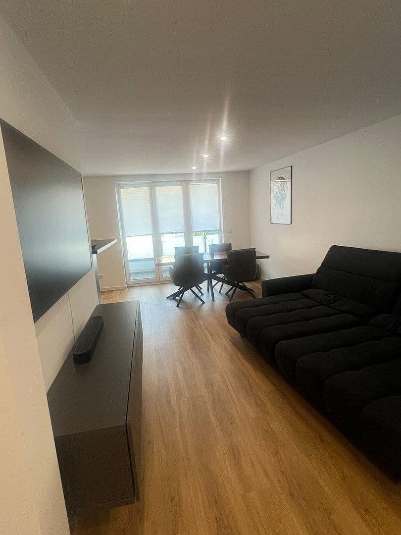 1 bedroom with open-plan kitchen flat to rent, 75 m², Weyerstraße 45, Solingen, North Rhine-Westphalia 1 bedroom with open-plan kitchen flat to rent, 75 m², Weyerstraße 45, Solingen, North Rhine-Westphalia