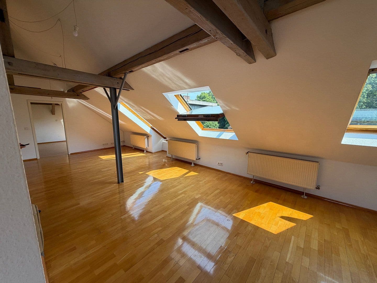 1 bedroom with open-plan kitchen flat to rent, 62 m², Stuttgart, Baden-Württemberg 1 bedroom with open-plan kitchen flat to rent, 62 m², Stuttgart, Baden-Württemberg