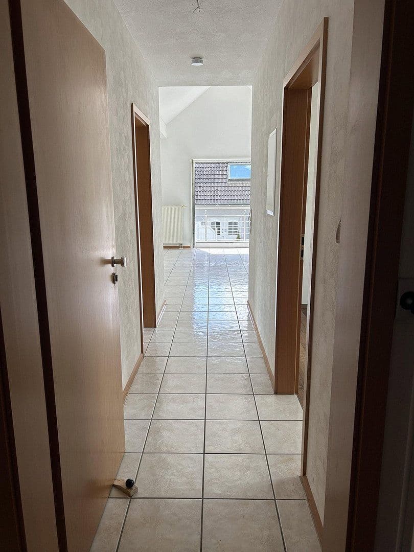 2 bedroom flat to rent, 70 m², Niedernhausen, Hesse 2 bedroom flat to rent, 70 m², Niedernhausen, Hesse