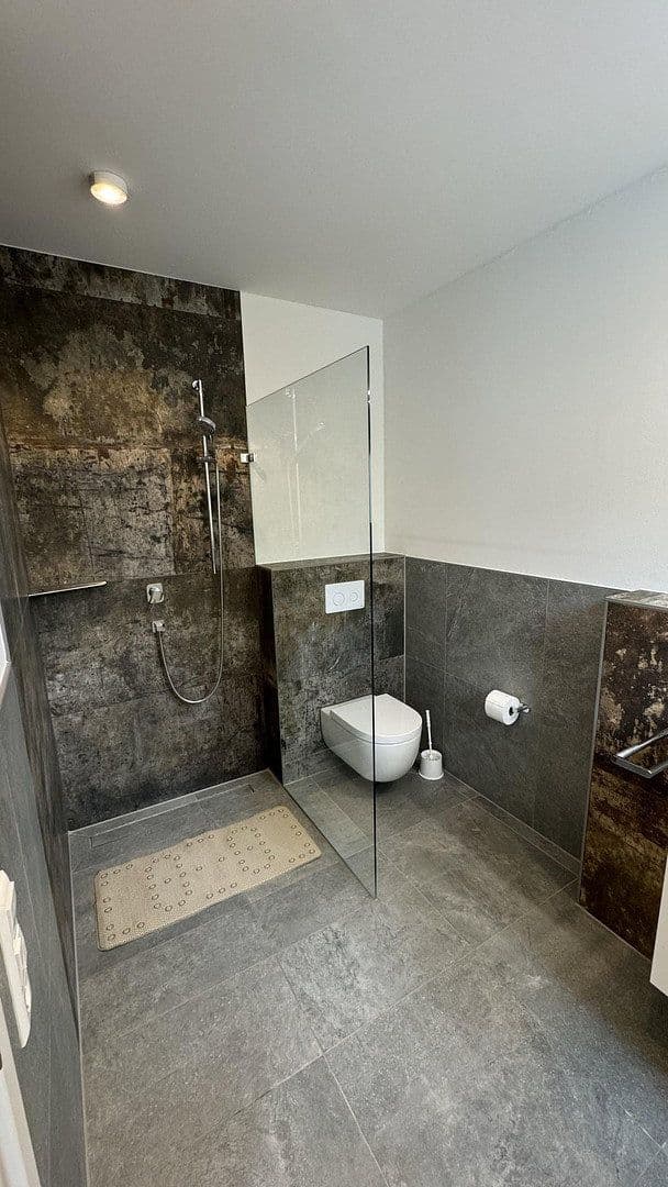 3 bedroom with open-plan kitchen flat to rent, 145 m², Unterer Welzberg 30, Calw, Baden-Württemberg 3 bedroom with open-plan kitchen flat to rent, 145 m², Unterer Welzberg 30, Calw, Baden-Württemberg