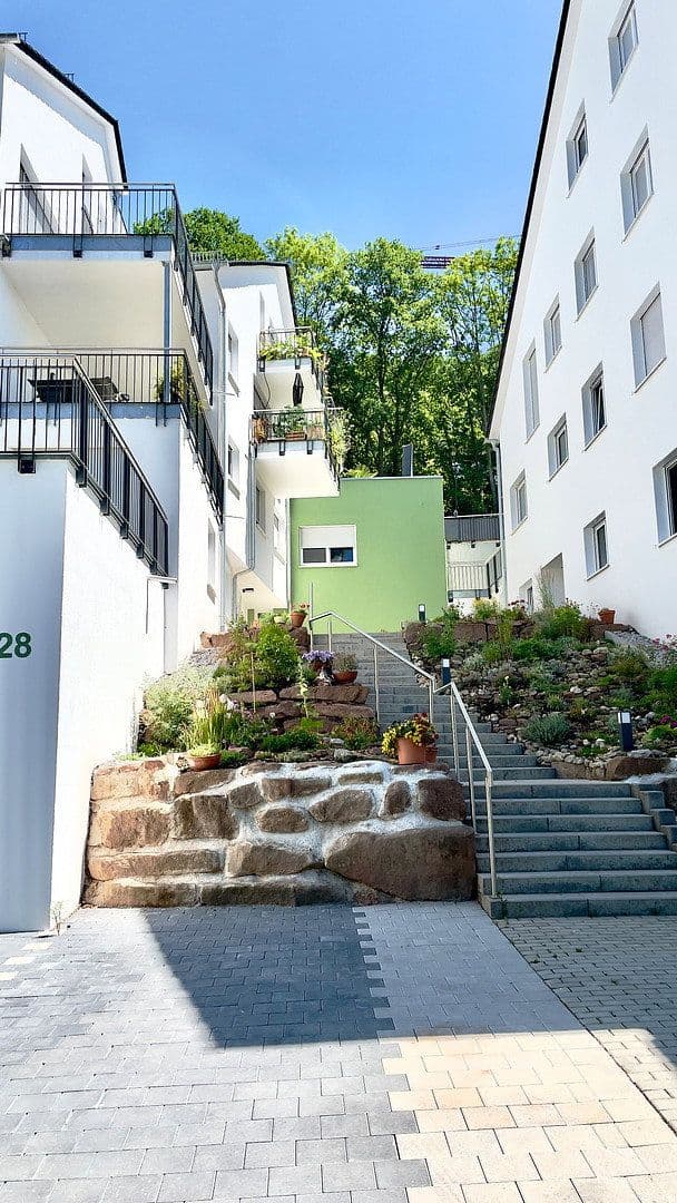 3 bedroom with open-plan kitchen flat to rent, 145 m², Unterer Welzberg 30, Calw, Baden-Württemberg 3 bedroom with open-plan kitchen flat to rent, 145 m², Unterer Welzberg 30, Calw, Baden-Württemberg