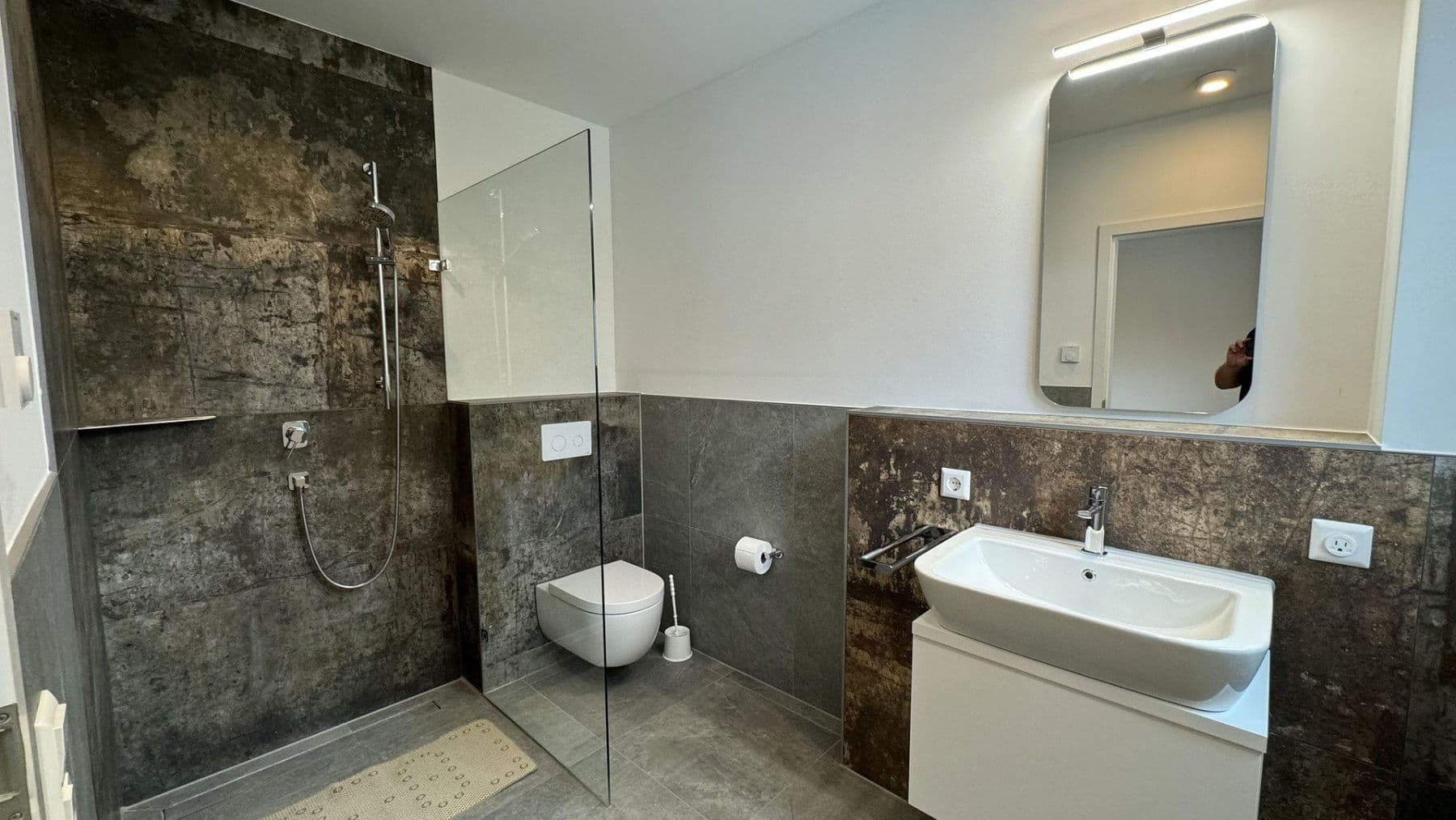 3 bedroom with open-plan kitchen flat to rent, 145 m², Unterer Welzberg 30, Calw, Baden-Württemberg 3 bedroom with open-plan kitchen flat to rent, 145 m², Unterer Welzberg 30, Calw, Baden-Württemberg