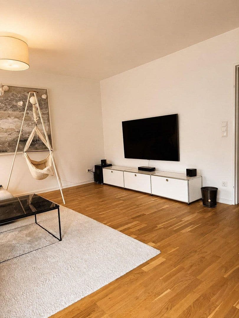 3 bedroom flat to rent, 100 m², Mörsenbroicher Weg, Düsseldorf, North Rhine-Westphalia 3 bedroom flat to rent, 100 m², Mörsenbroicher Weg, Düsseldorf, North Rhine-Westphalia