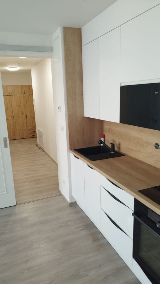 1 bedroom with open-plan kitchen flat for sale, 58 m², Chodská, Trutnov, Královéhradecký Region 1 bedroom with open-plan kitchen flat for sale, 58 m², Chodská, Trutnov, Královéhradecký Region