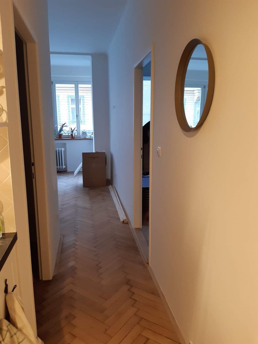 2 bedroom with open-plan kitchen flat to rent, 52 m², Veletržní, Prague, Prague 2 bedroom with open-plan kitchen flat to rent, 52 m², Veletržní, Prague, Prague