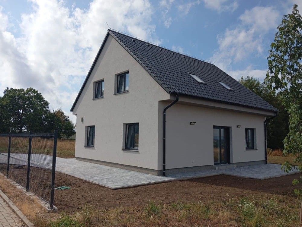 house to rent, 150 m², Topolová, Cheb, Karlovarský Region house to rent, 150 m², Topolová, Cheb, Karlovarský Region