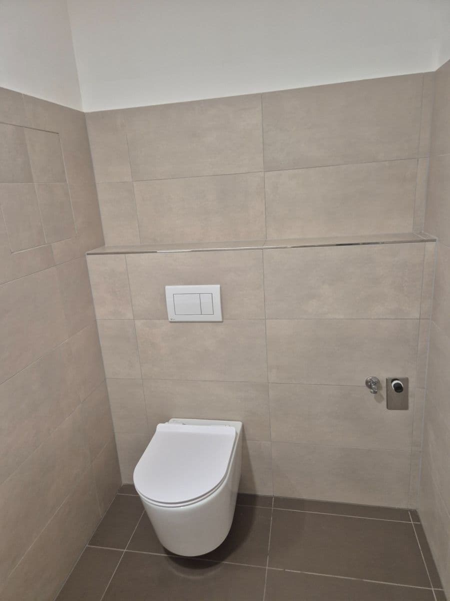 Studio flat to rent, 43 m², Augustina Lukeše, Brandýs nad Labem-Stará Boleslav, Středočeský Region Studio flat to rent, 43 m², Augustina Lukeše, Brandýs nad Labem-Stará Boleslav, Středočeský Region