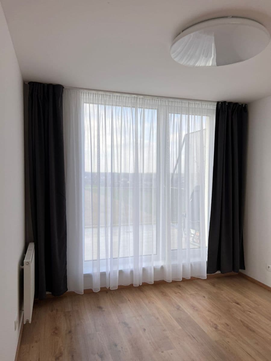 2 bedroom with open-plan kitchen flat to rent, 64 m², Velvarská, Horoměřice, Středočeský Region 2 bedroom with open-plan kitchen flat to rent, 64 m², Velvarská, Horoměřice, Středočeský Region