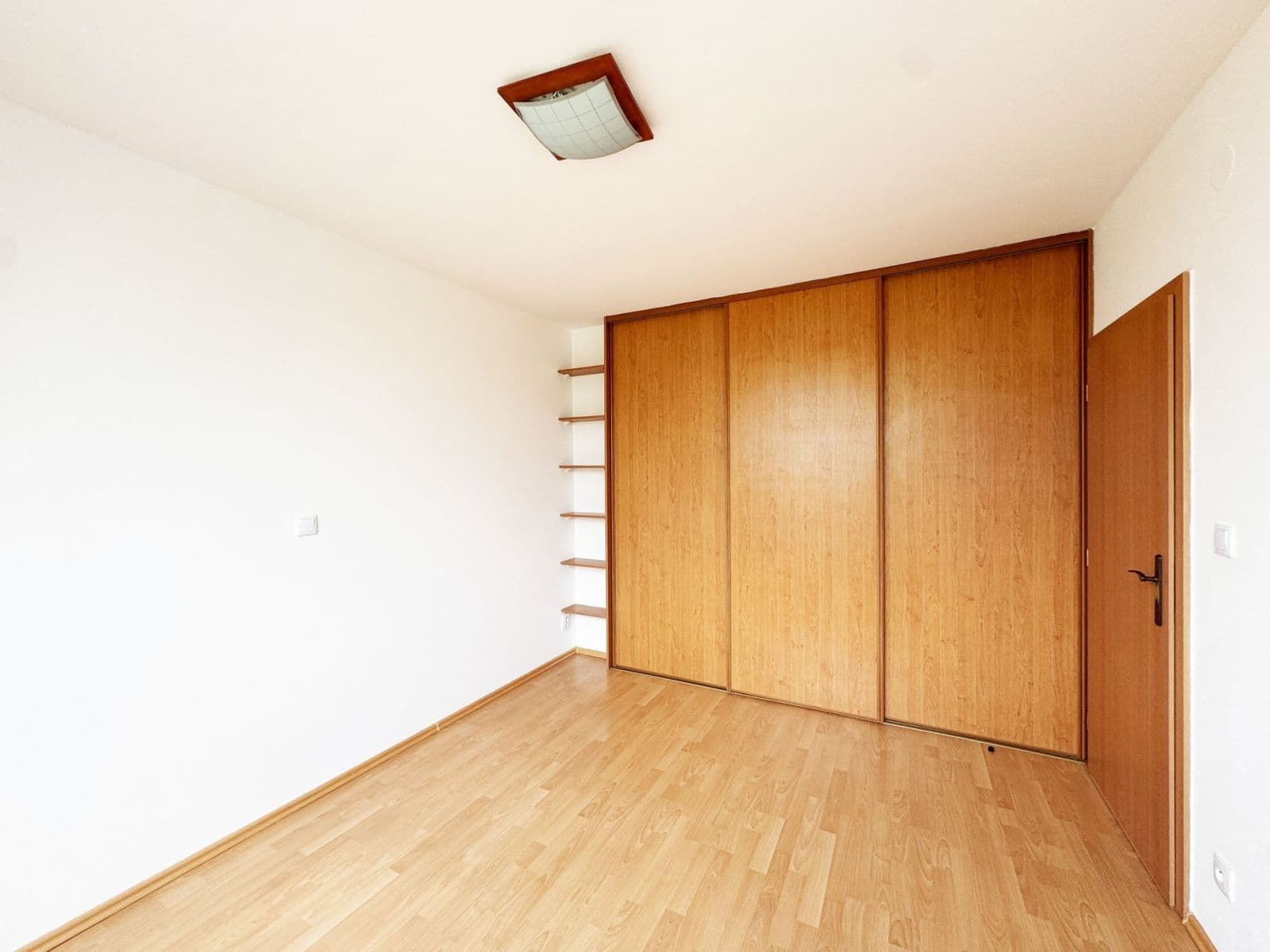 2 bedroom with open-plan kitchen flat to rent, 80 m², Libušská, Prague, Prague 2 bedroom with open-plan kitchen flat to rent, 80 m², Libušská, Prague, Prague