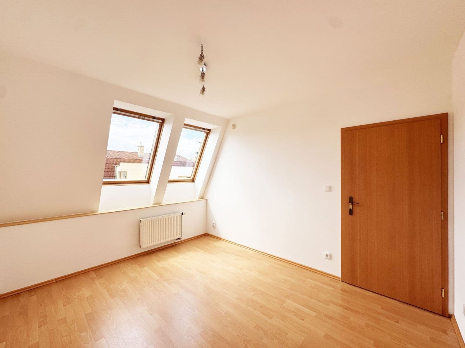 2 bedroom with open-plan kitchen flat to rent, 80 m², Libušská, Prague, Prague 2 bedroom with open-plan kitchen flat to rent, 80 m², Libušská, Prague, Prague