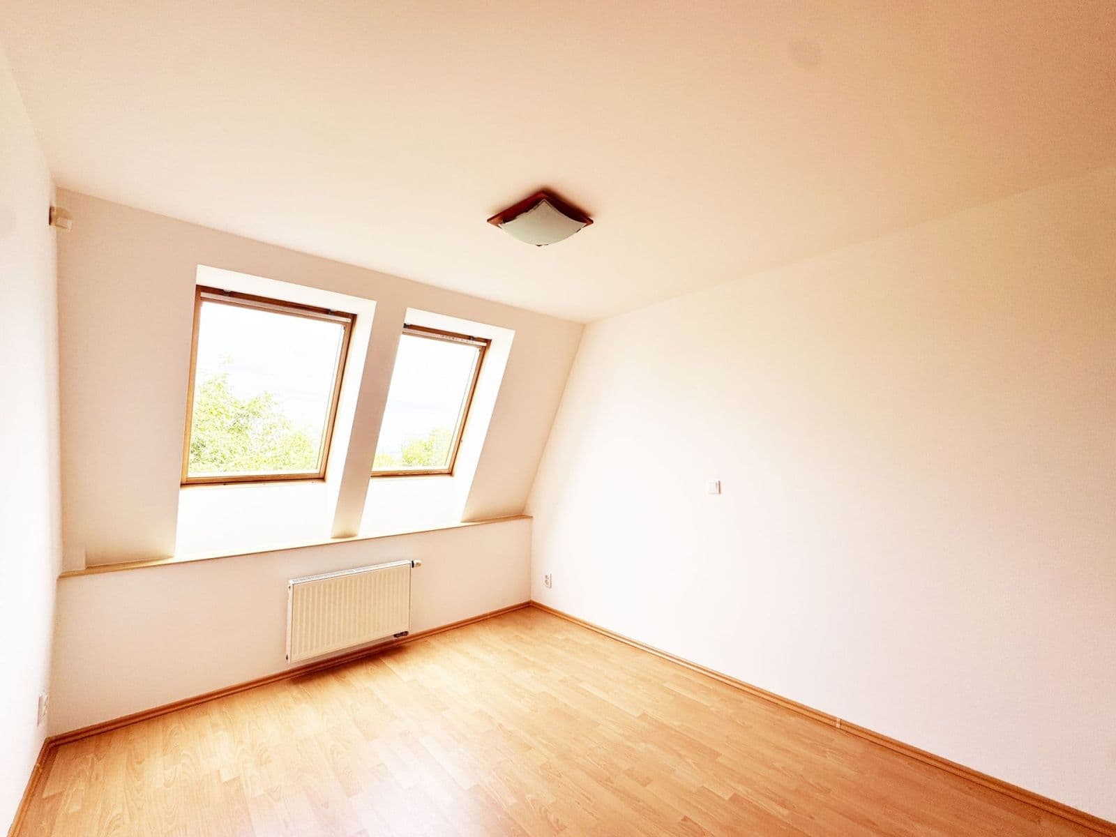 2 bedroom with open-plan kitchen flat to rent, 80 m², Libušská, Prague, Prague 2 bedroom with open-plan kitchen flat to rent, 80 m², Libušská, Prague, Prague