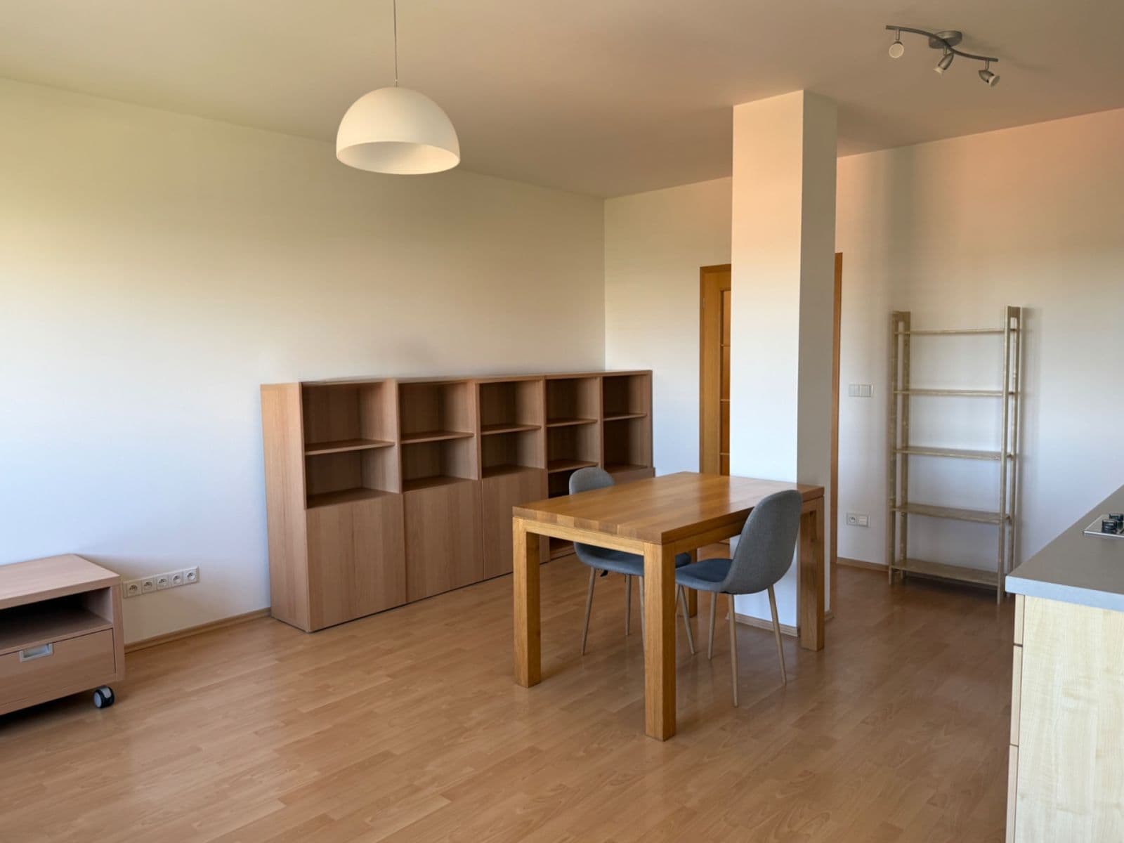 Studio flat to rent, 41 m², Pod Kapličkou, Prague, Prague Studio flat to rent, 41 m², Pod Kapličkou, Prague, Prague