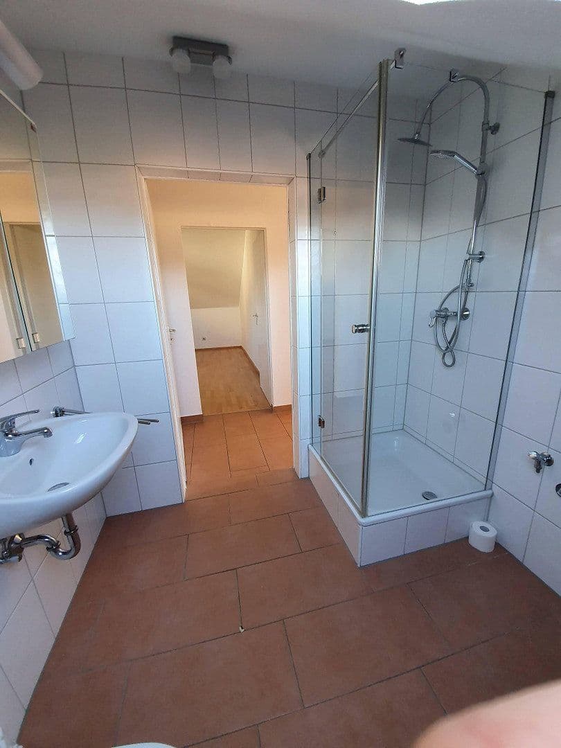 3 bedroom flat to rent, 90 m², Großenseebach, Bavaria 3 bedroom flat to rent, 90 m², Großenseebach, Bavaria