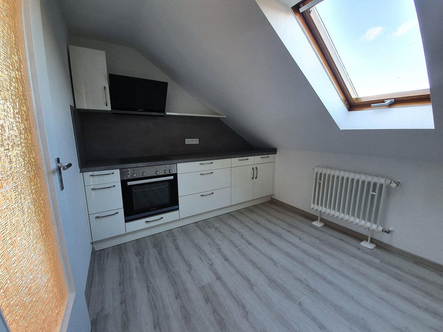 3 bedroom flat to rent, 90 m², Großenseebach, Bavaria 3 bedroom flat to rent, 90 m², Großenseebach, Bavaria