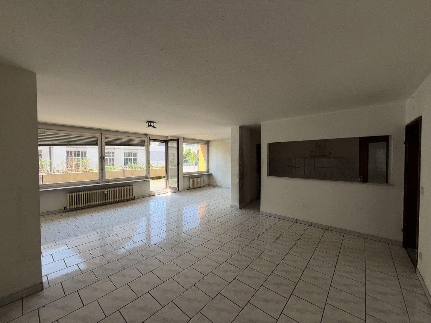 3 bedroom with open-plan kitchen flat for sale, 122 m², Esslingen am Neckar, Baden-Württemberg 3 bedroom with open-plan kitchen flat for sale, 122 m², Esslingen am Neckar, Baden-Württemberg