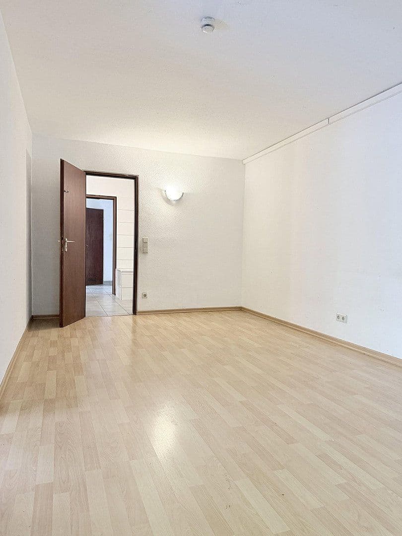 3 bedroom with open-plan kitchen flat for sale, 122 m², Esslingen am Neckar, Baden-Württemberg 3 bedroom with open-plan kitchen flat for sale, 122 m², Esslingen am Neckar, Baden-Württemberg