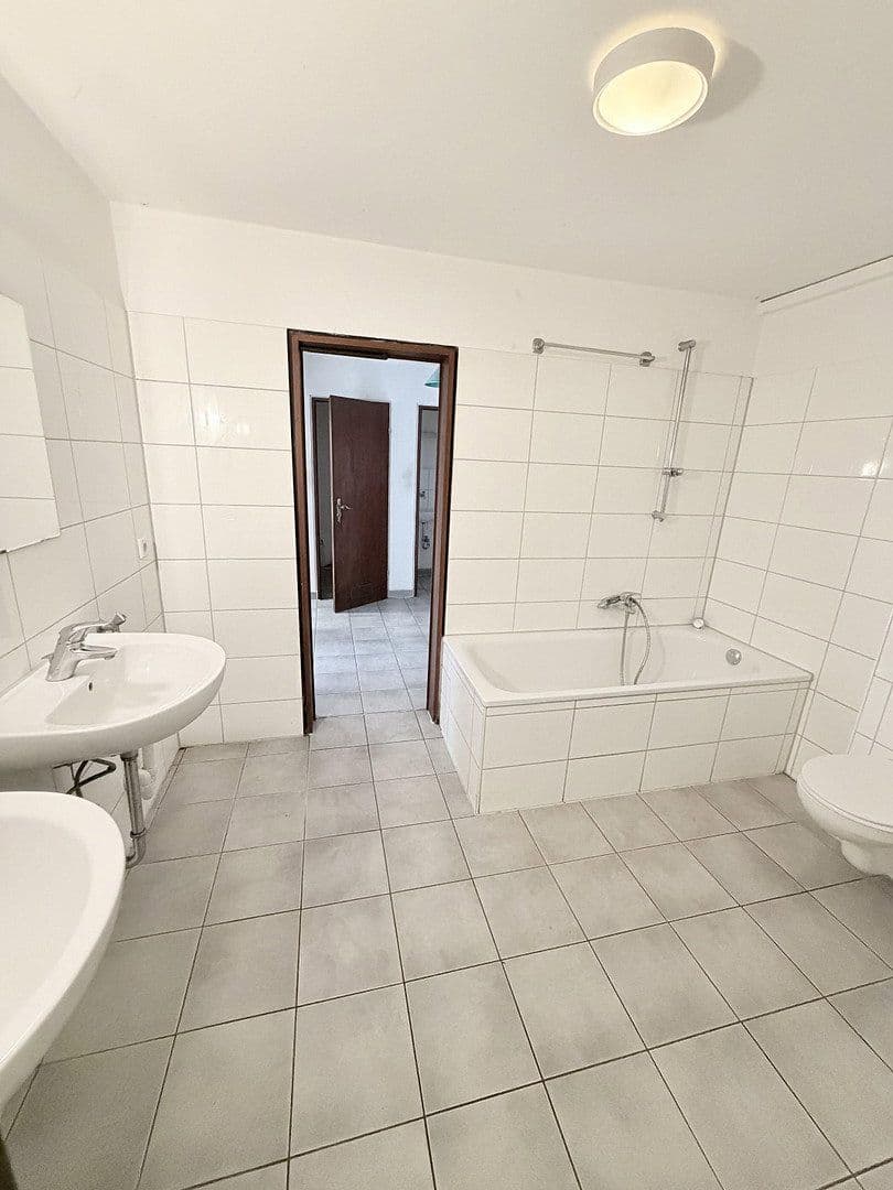3 bedroom with open-plan kitchen flat for sale, 122 m², Esslingen am Neckar, Baden-Württemberg 3 bedroom with open-plan kitchen flat for sale, 122 m², Esslingen am Neckar, Baden-Württemberg