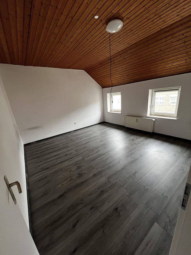 house for sale, 200 m², Kölner Straße 22, Mönchengladbach, North Rhine-Westphalia house for sale, 200 m², Kölner Straße 22, Mönchengladbach, North Rhine-Westphalia