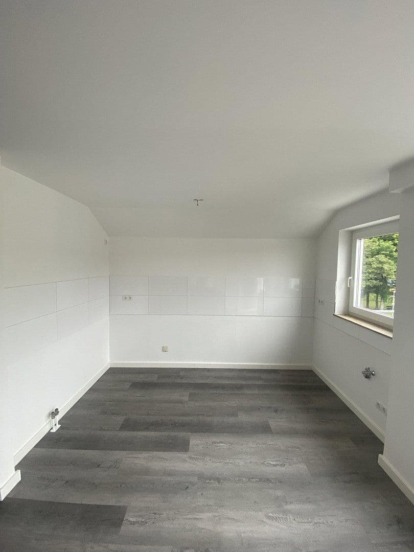 3 bedroom flat to rent, 91 m², Parkstraße 16, Lohmar, North Rhine-Westphalia 3 bedroom flat to rent, 91 m², Parkstraße 16, Lohmar, North Rhine-Westphalia
