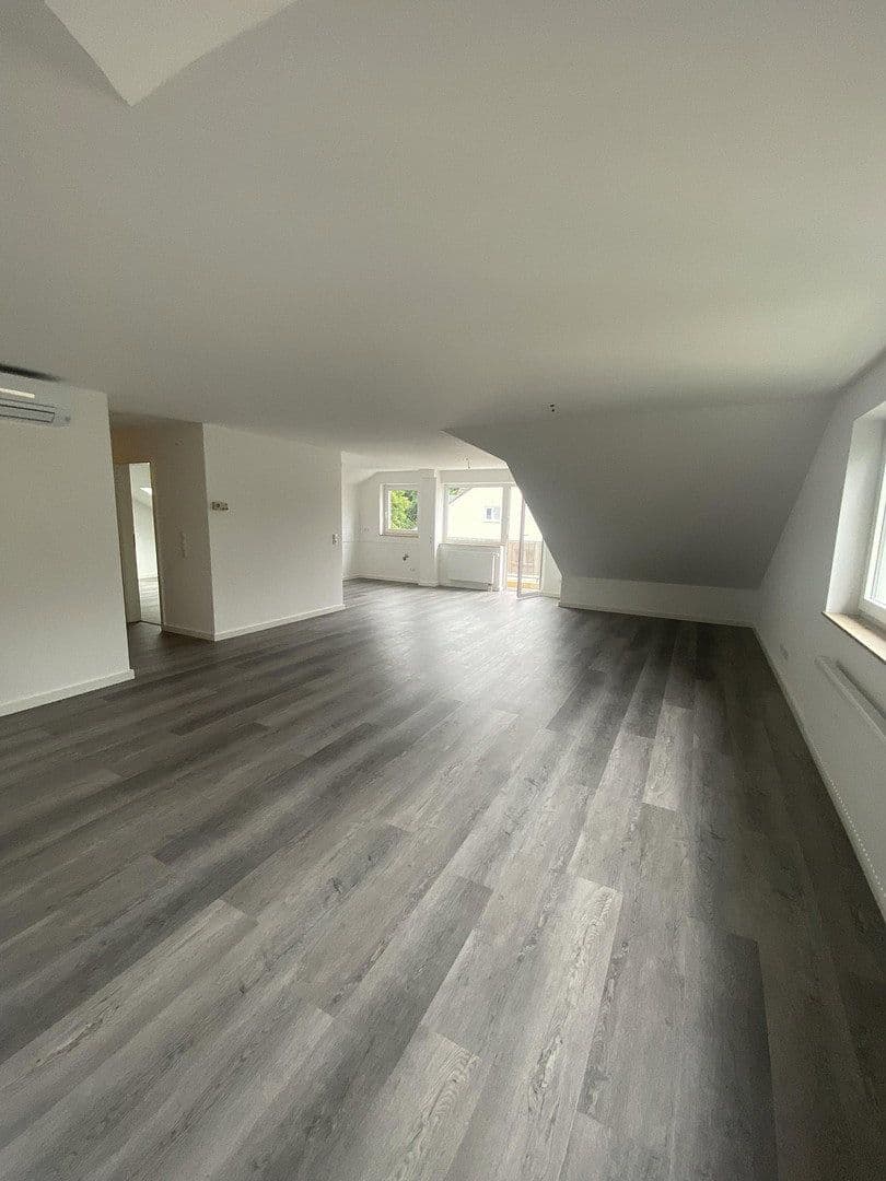 3 bedroom flat to rent, 91 m², Parkstraße 16, Lohmar, North Rhine-Westphalia 3 bedroom flat to rent, 91 m², Parkstraße 16, Lohmar, North Rhine-Westphalia