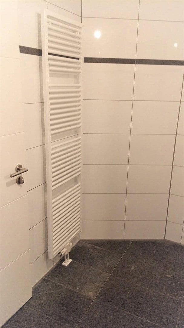2 bedroom with open-plan kitchen flat to rent, 73 m², Lantzalle 1, Düsseldorf, North Rhine-Westphalia 2 bedroom with open-plan kitchen flat to rent, 73 m², Lantzalle 1, Düsseldorf, North Rhine-Westphalia