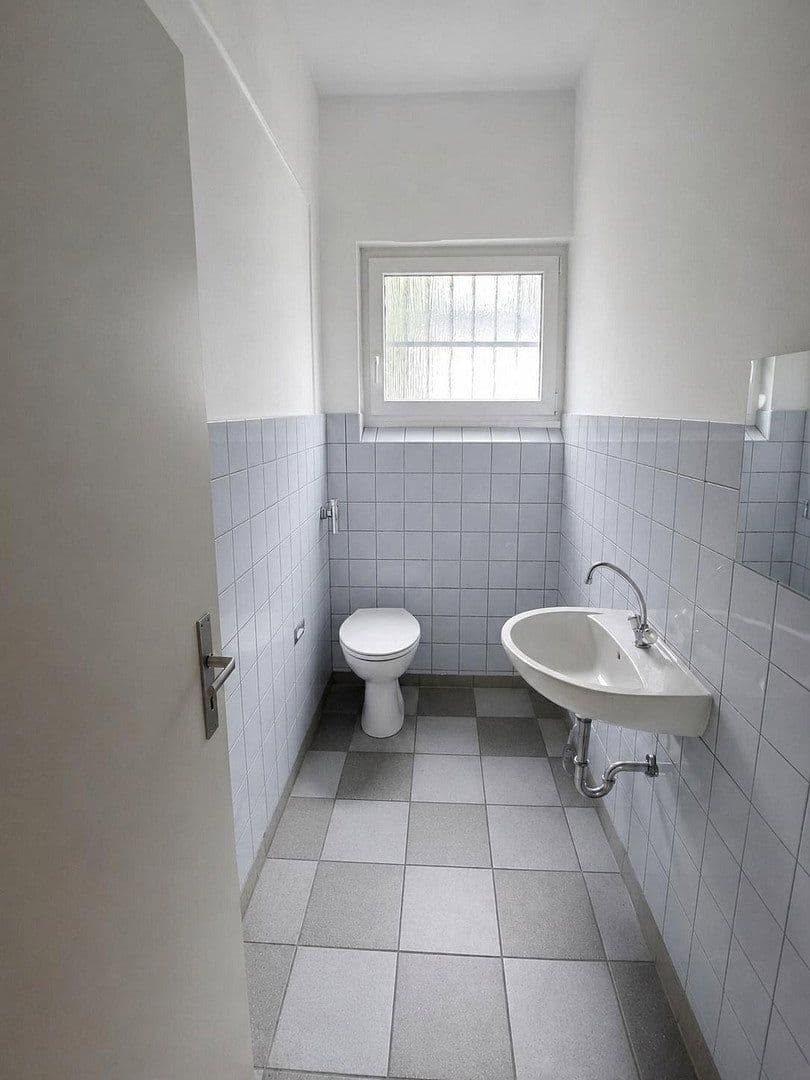 non-residential property to rent, 40 m², Berlinerplatz 9, Halver, North Rhine-Westphalia non-residential property to rent, 40 m², Berlinerplatz 9, Halver, North Rhine-Westphalia