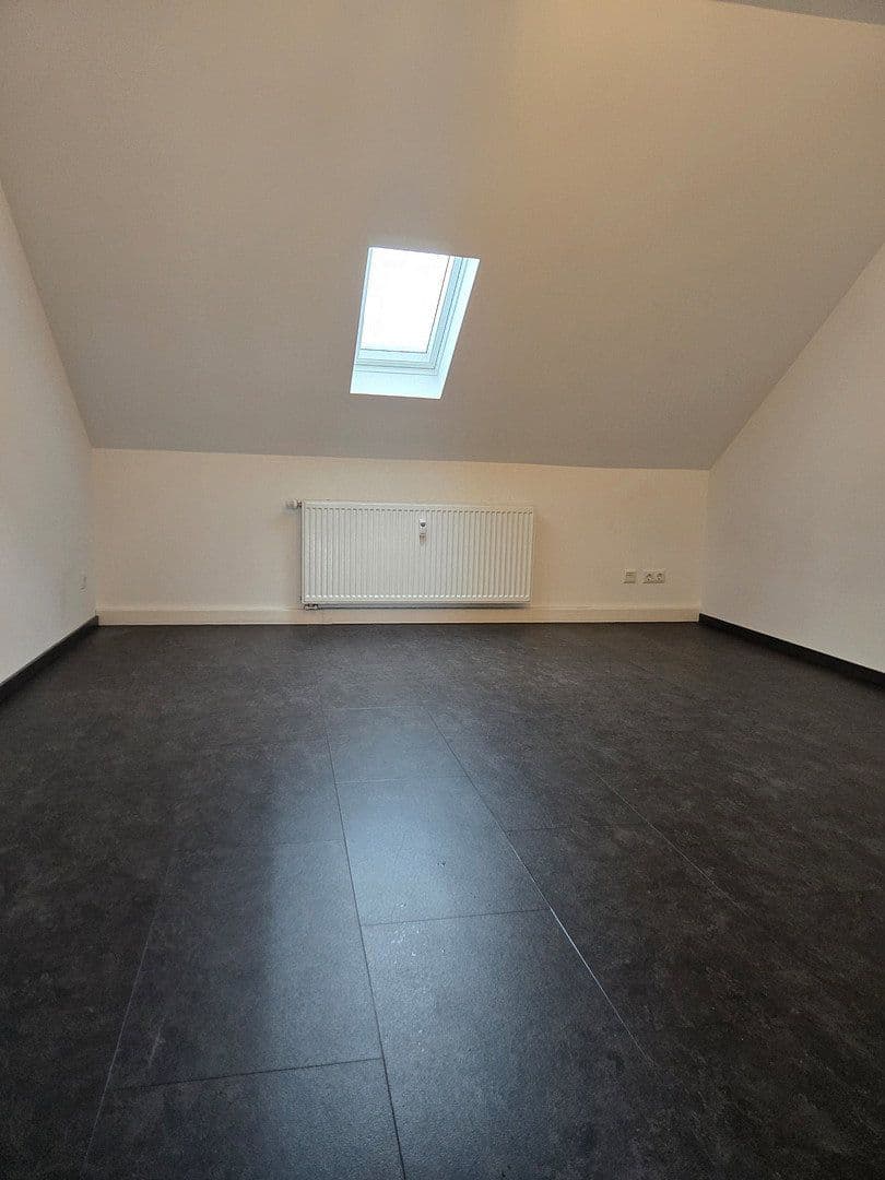 3 bedroom flat to rent, 85 m², Augustastraße 41-43, Duisburg Alt-Homberg, North Rhine-Westphalia 3 bedroom flat to rent, 85 m², Augustastraße 41-43, Duisburg Alt-Homberg, North Rhine-Westphalia