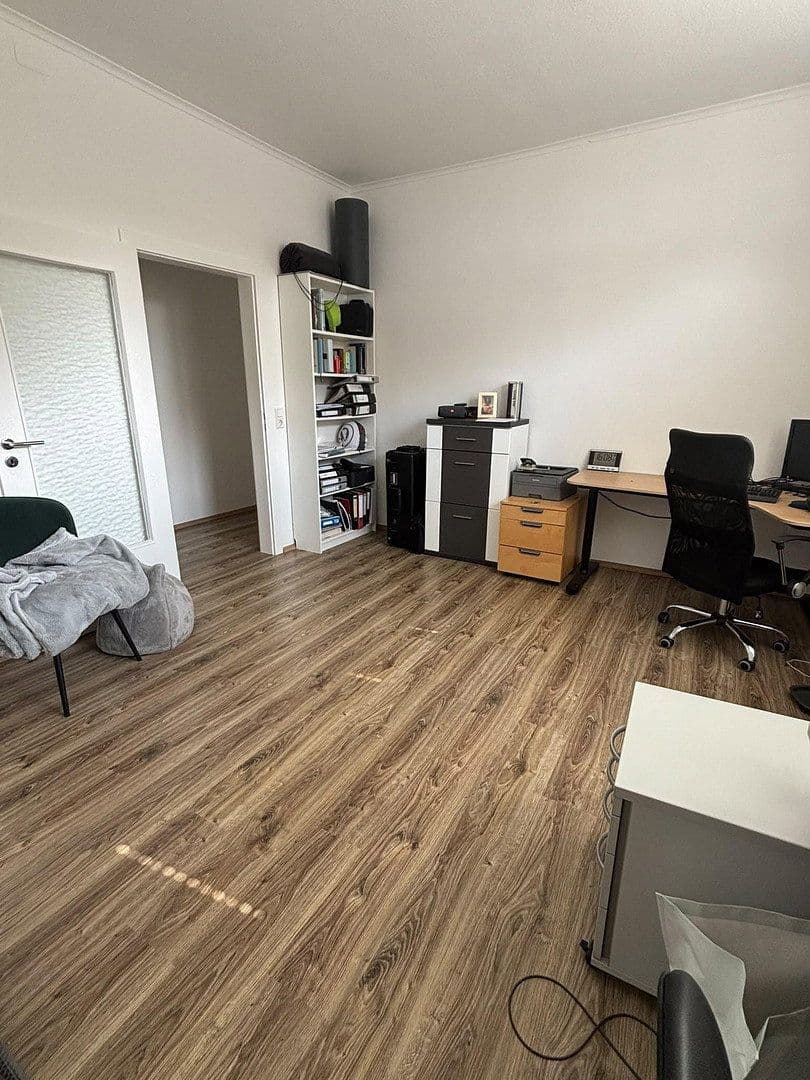 3 bedroom flat to rent, 130 m², Niedenstraße 13, Hilden, North Rhine-Westphalia 3 bedroom flat to rent, 130 m², Niedenstraße 13, Hilden, North Rhine-Westphalia