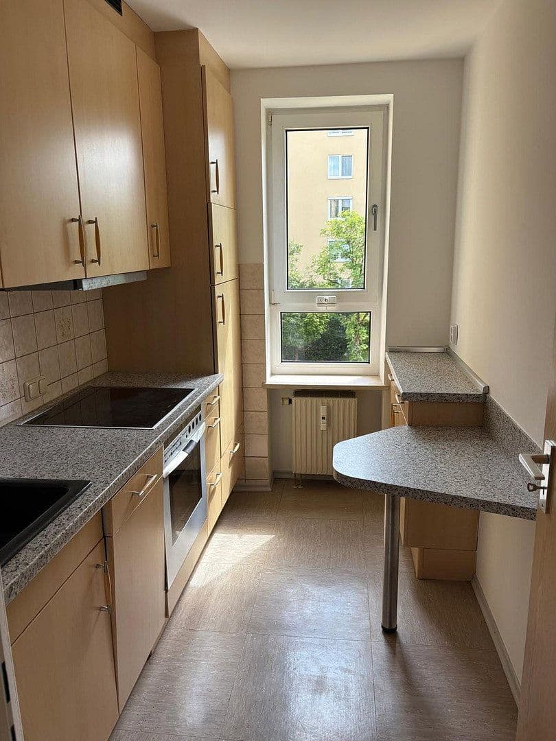 Studio flat to rent, 48 m², Fritz-Kortner-Bogen 21, München, Bavaria Studio flat to rent, 48 m², Fritz-Kortner-Bogen 21, München, Bavaria