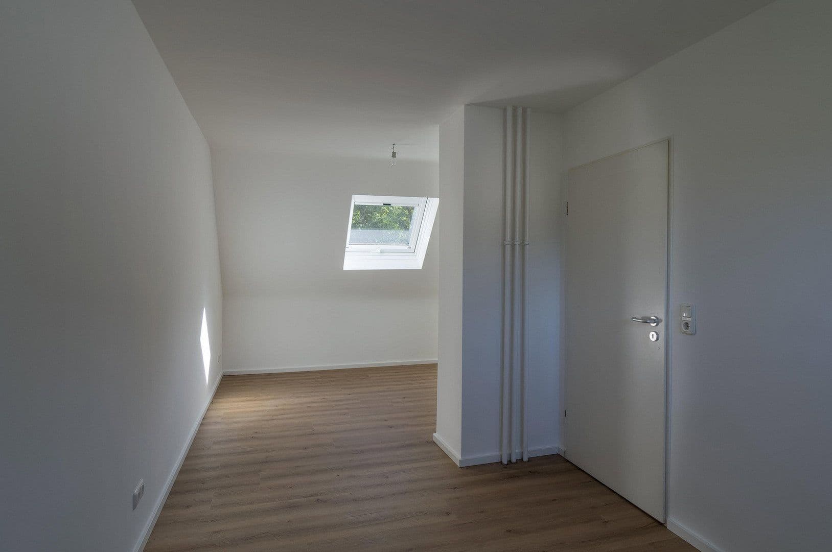 house to rent, 200 m², Buchwaldstr. 1, Dreieich, Hesse house to rent, 200 m², Buchwaldstr. 1, Dreieich, Hesse