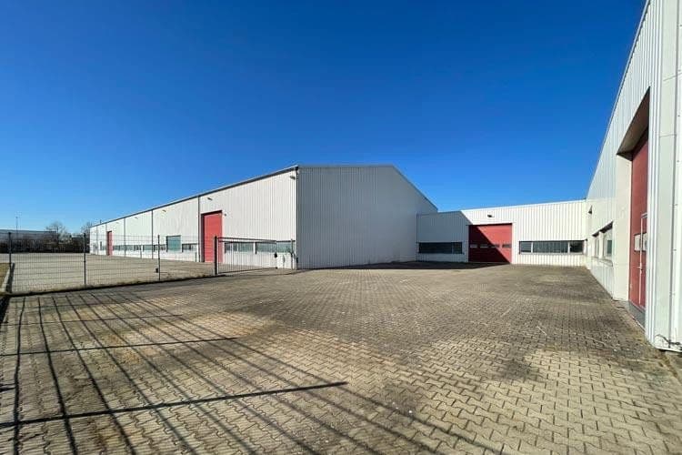 non-residential property to rent, 9,278 m², Im Mittelfeld 16, Krostitz, Saxony non-residential property to rent, 9,278 m², Im Mittelfeld 16, Krostitz, Saxony