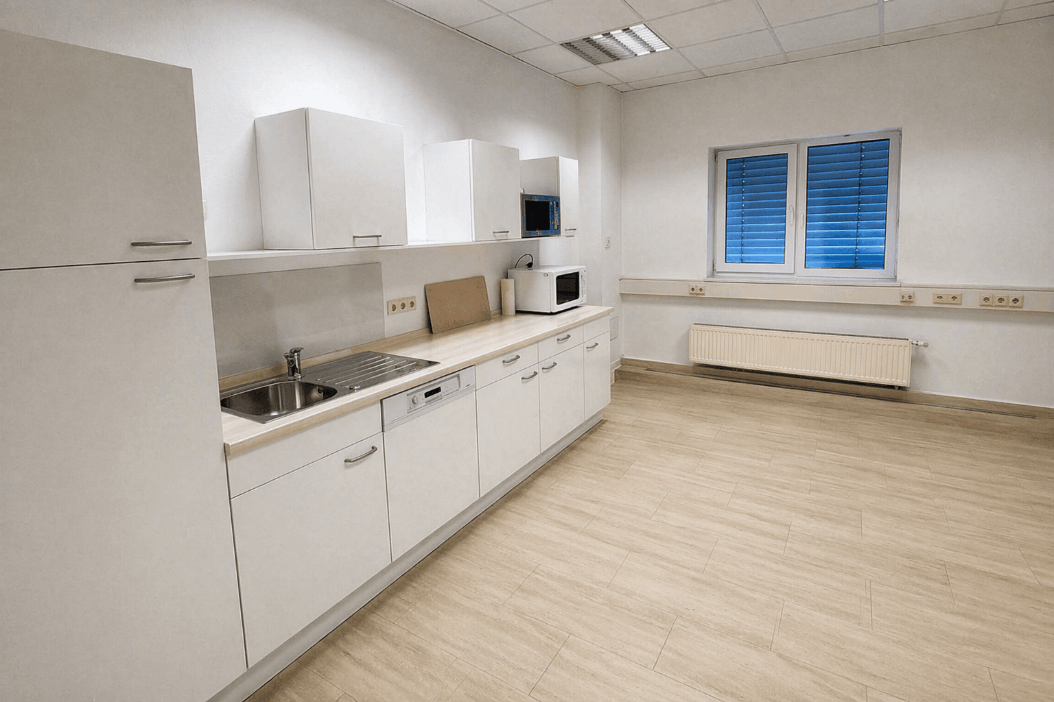non-residential property to rent, 9,278 m², Im Mittelfeld 16, Krostitz, Saxony non-residential property to rent, 9,278 m², Im Mittelfeld 16, Krostitz, Saxony