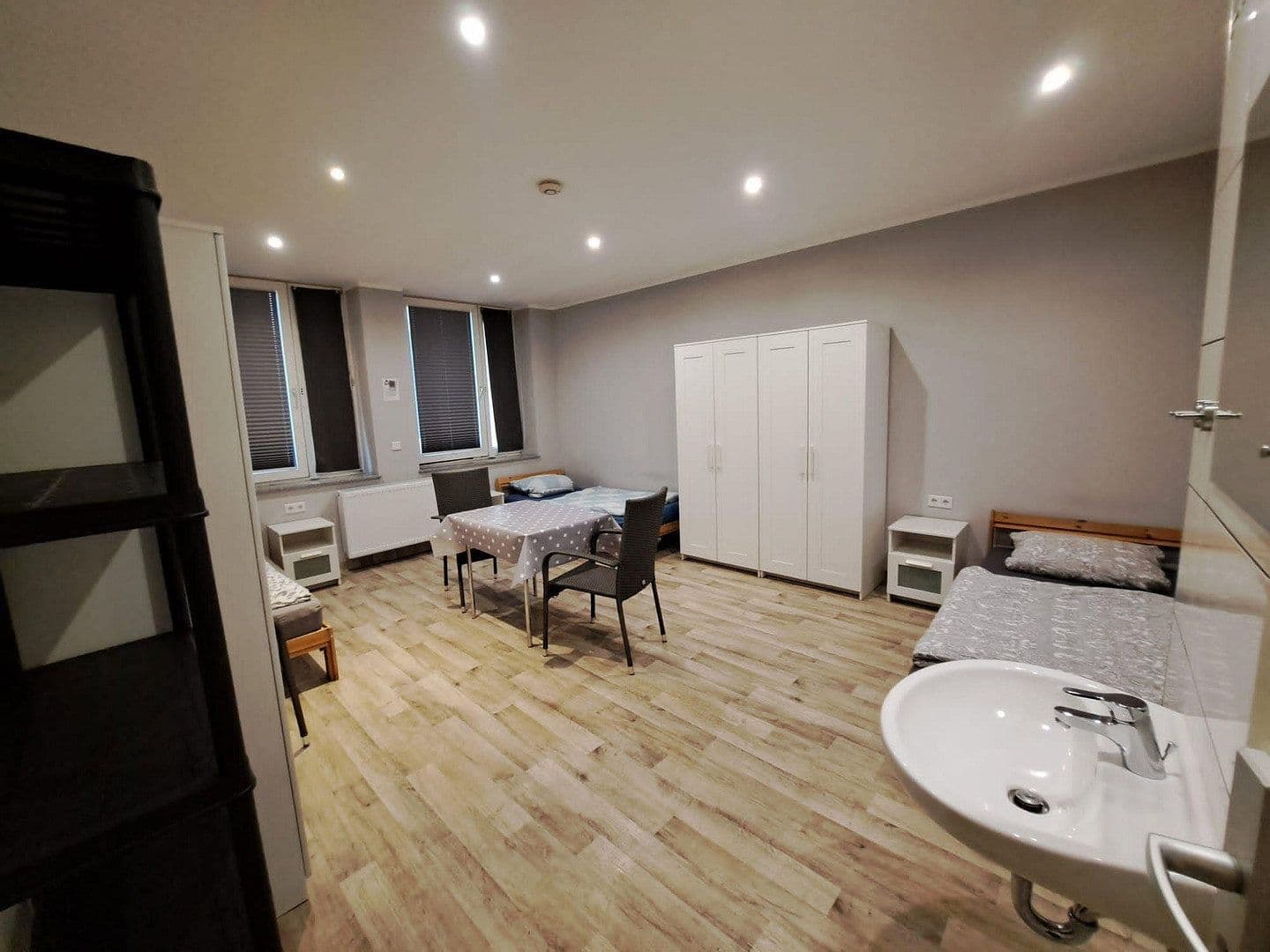 house for sale, 354 m², Krefeld, North Rhine-Westphalia house for sale, 354 m², Krefeld, North Rhine-Westphalia