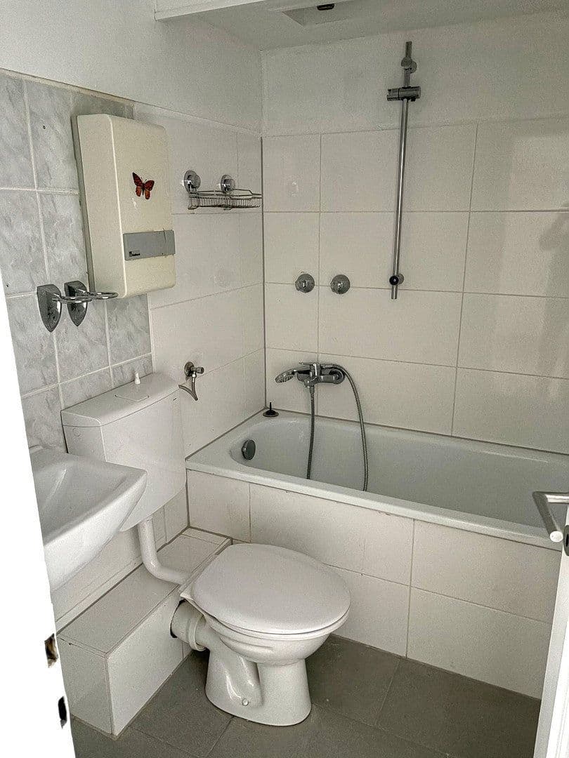 3 bedroom flat to rent, 56 m², Nordstrasse 42, Velbert, North Rhine-Westphalia 3 bedroom flat to rent, 56 m², Nordstrasse 42, Velbert, North Rhine-Westphalia
