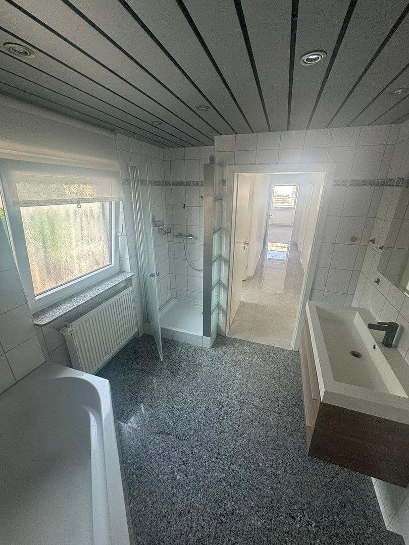 house for sale, 252 m², Mutterstadt, Rhineland-Palatinate house for sale, 252 m², Mutterstadt, Rhineland-Palatinate