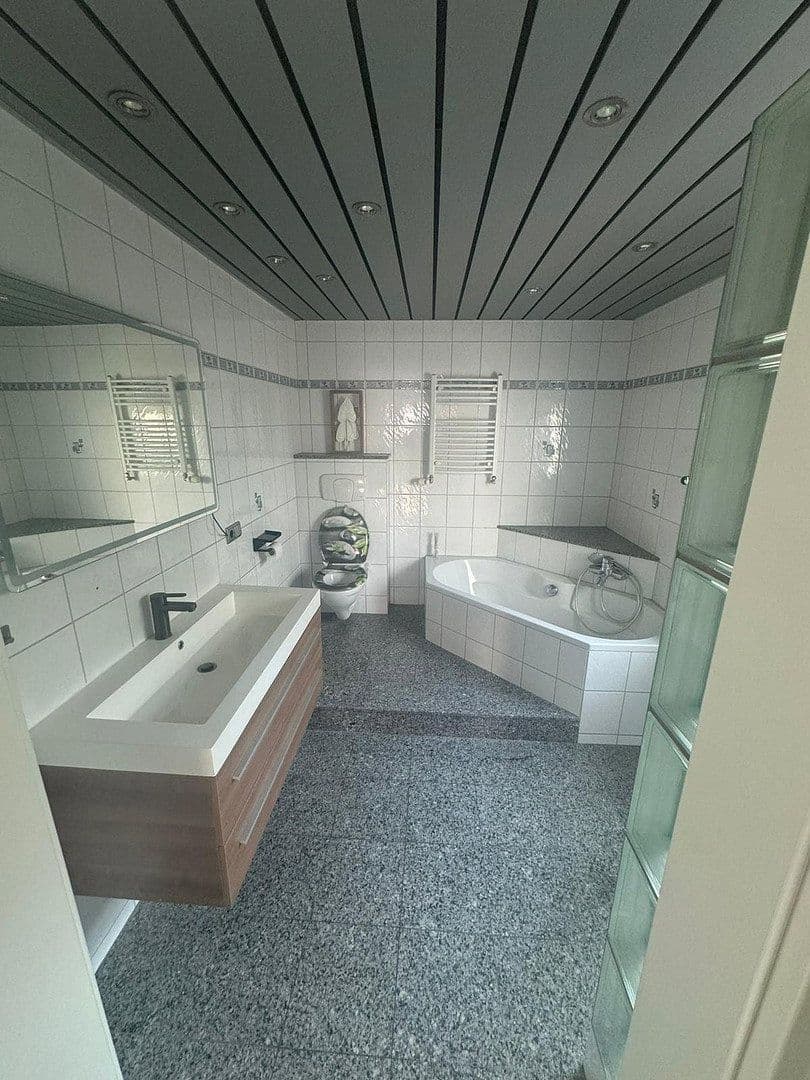 house for sale, 252 m², Mutterstadt, Rhineland-Palatinate house for sale, 252 m², Mutterstadt, Rhineland-Palatinate