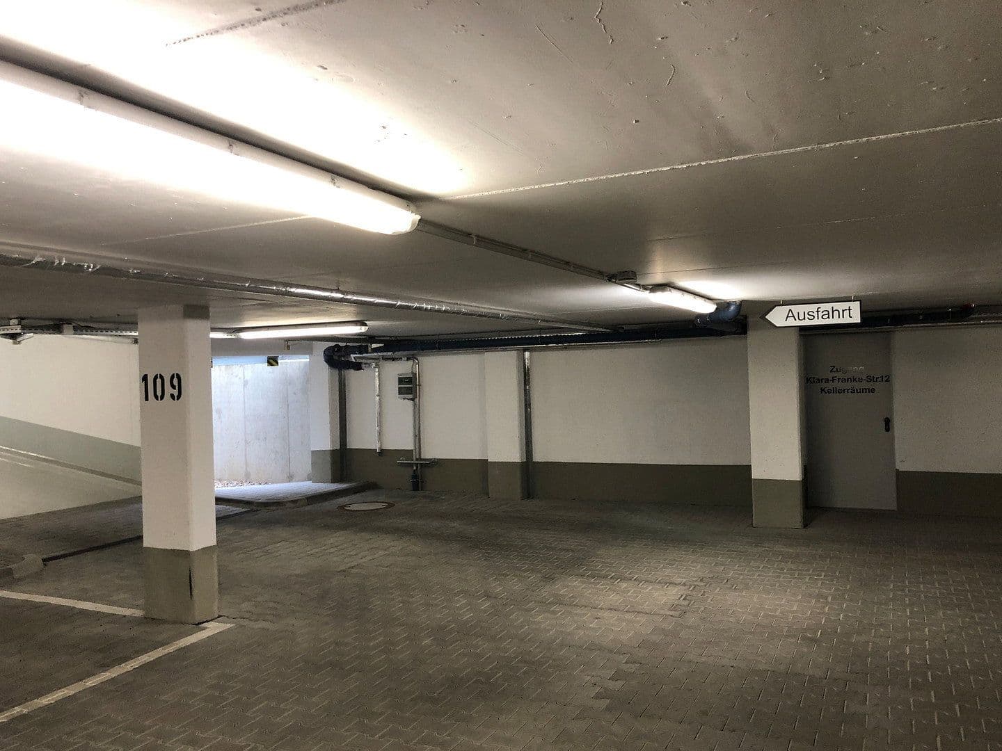 garage to rent, 0 m², Lehrter Strasse 25 D, Berlin, Berlin garage to rent, 0 m², Lehrter Strasse 25 D, Berlin, Berlin
