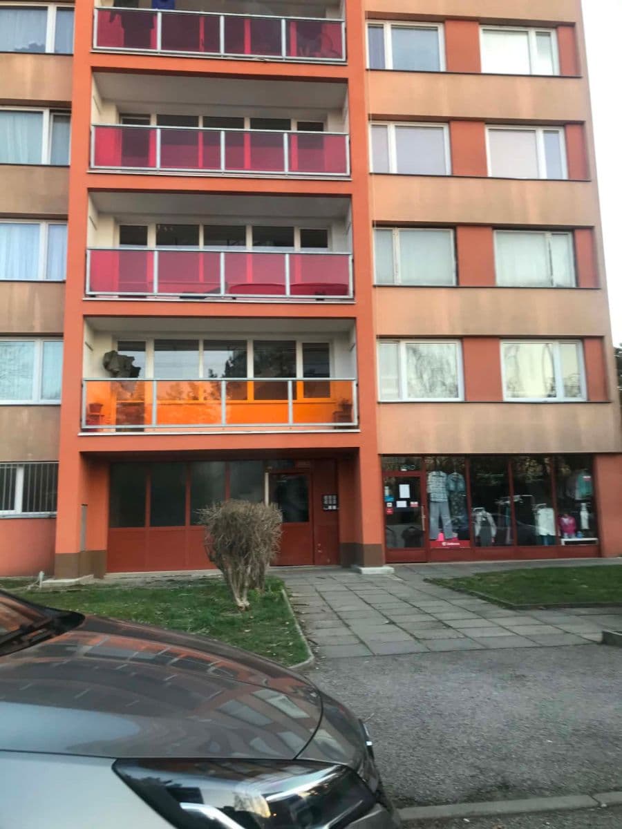 Studio flat for sale, 38 m², Ostravská, Kladno, Středočeský Region Studio flat for sale, 38 m², Ostravská, Kladno, Středočeský Region